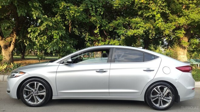 Hyundai Elantra 2016, 280,000 km - 2.0 l - Mingəçevir