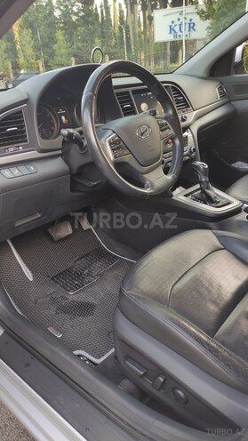 Hyundai Elantra 2016, 280,000 km - 2.0 l - Mingəçevir