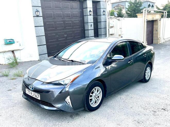 Toyota Prius 2016, 310,000 km - 1.8 л - Bakı