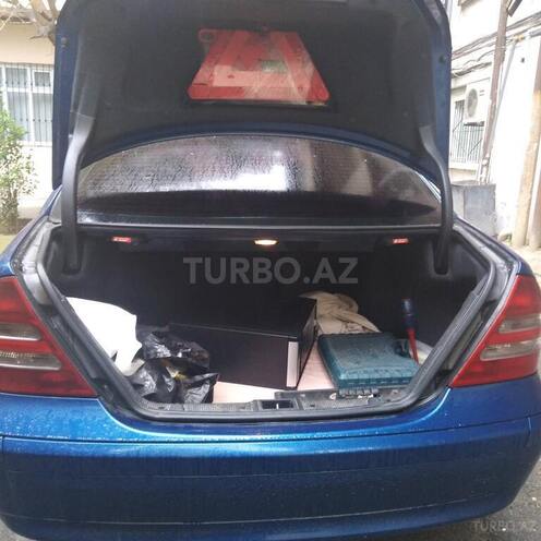 Mercedes C 220 d 2001, 370,000 km - 2.2 l - Bakı