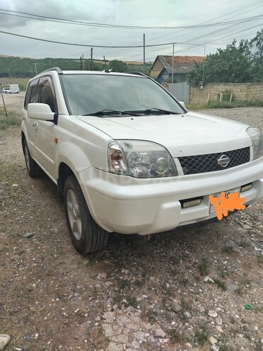 Nissan X-Trail 2002, 238,790 km - 2.0 l - Quba
