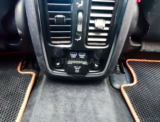 Jeep Grand Cherokee 2015, 140,000 km - 3.0 l - Bakı