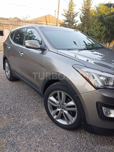Hyundai Santa Fe 2013, 96,700 km - 2.0 l - Salyan