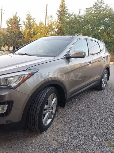 Hyundai Santa Fe 2013, 96,700 km - 2.0 l - Salyan