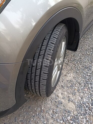 Hyundai Santa Fe 2013, 96,700 km - 2.0 l - Salyan