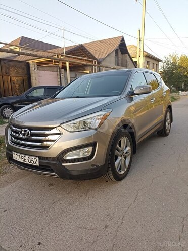 Hyundai Santa Fe 2013, 96,700 km - 2.0 l - Salyan
