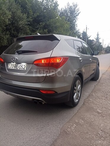 Hyundai Santa Fe 2013, 96,700 km - 2.0 l - Salyan