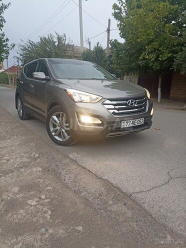Hyundai Santa Fe 2013, 96,700 km - 2.0 l - Salyan