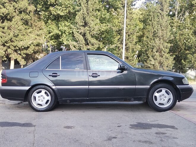Mercedes C 220 1994, 123,450 km - 2.2 l - Mingəçevir