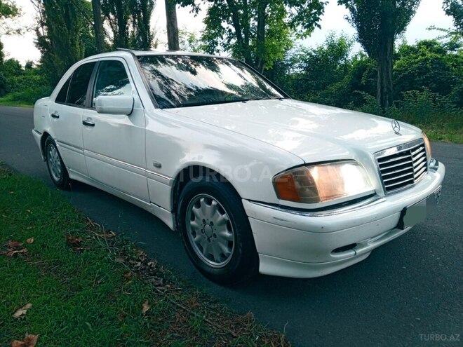 Mercedes C 200 1995, 243,464 km - 2.0 l - Zaqatala