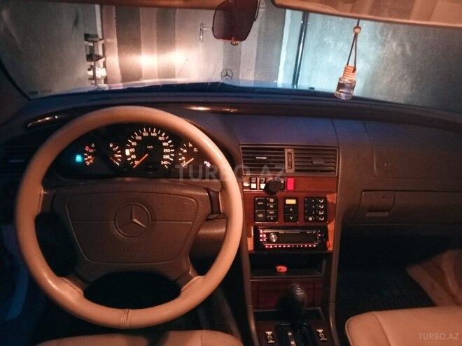 Mercedes C 200 1995, 243,464 km - 2.0 l - Zaqatala