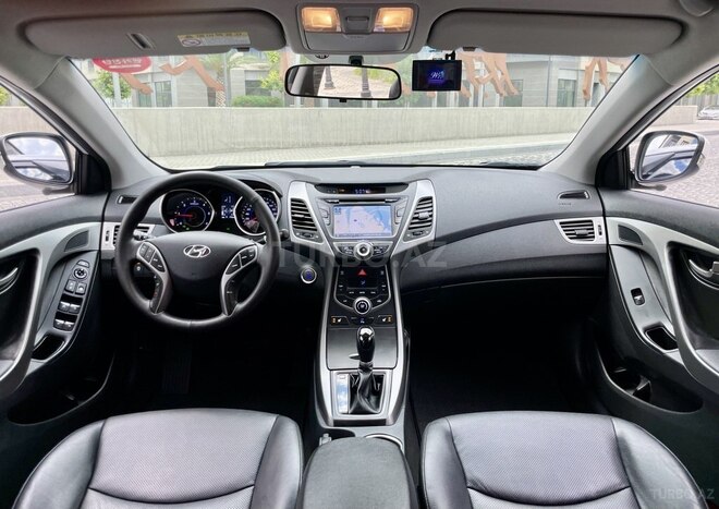 Hyundai Avante 2015, 93,000 km - 1.6 l - Bakı