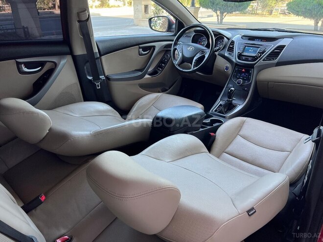 Hyundai Elantra 2015, 106,056 km - 1.8 l - Bakı