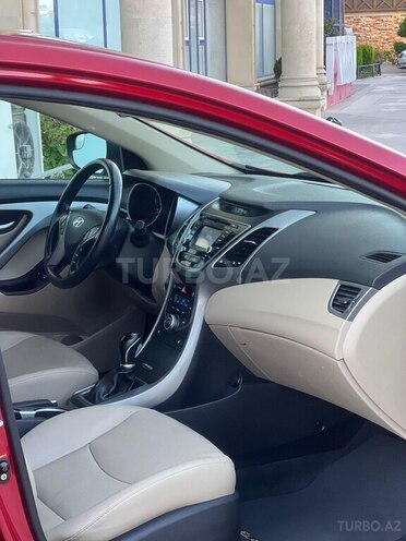 Hyundai Elantra 2015, 106,056 km - 1.8 l - Bakı