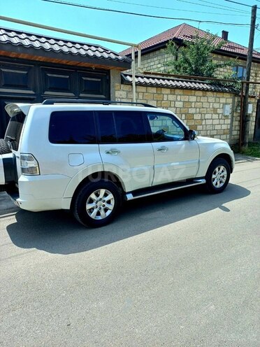 Mitsubishi Pajero 2012, 142,500 km - 3.8 л - Quba