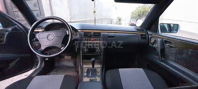 Mercedes E 230 1995, 500,000 km - 2.3 l - Bakı