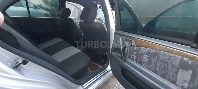 Mercedes E 230 1995, 500,000 km - 2.3 l - Bakı