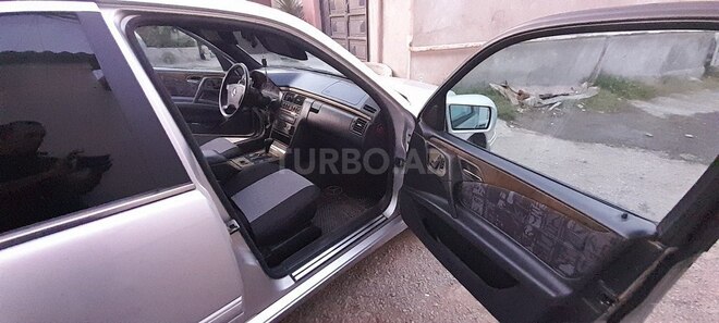 Mercedes E 230 1995, 500,000 km - 2.3 l - Bakı