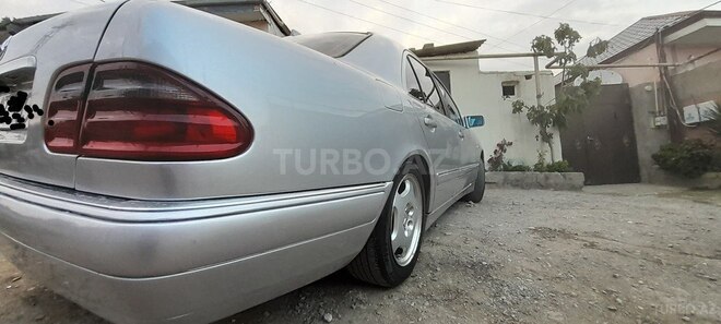 Mercedes E 230 1995, 500,000 km - 2.3 l - Bakı