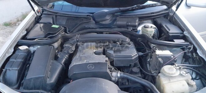 Mercedes E 230 1995, 500,000 km - 2.3 l - Bakı