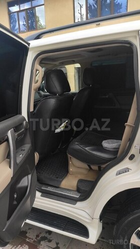 Toyota Land Cruiser 2018, 284,000 km - 4.6 l - Ağcabədi