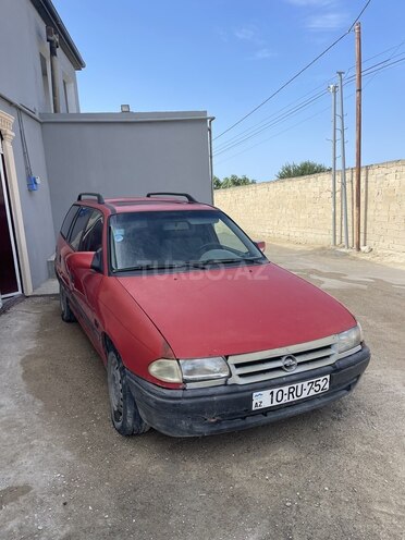 Opel Astra 1994, 300,000 km - 1.6 l - Bakı