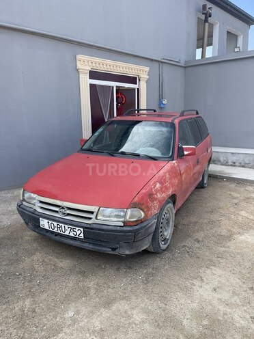 Opel Astra 1994, 300,000 km - 1.6 l - Bakı