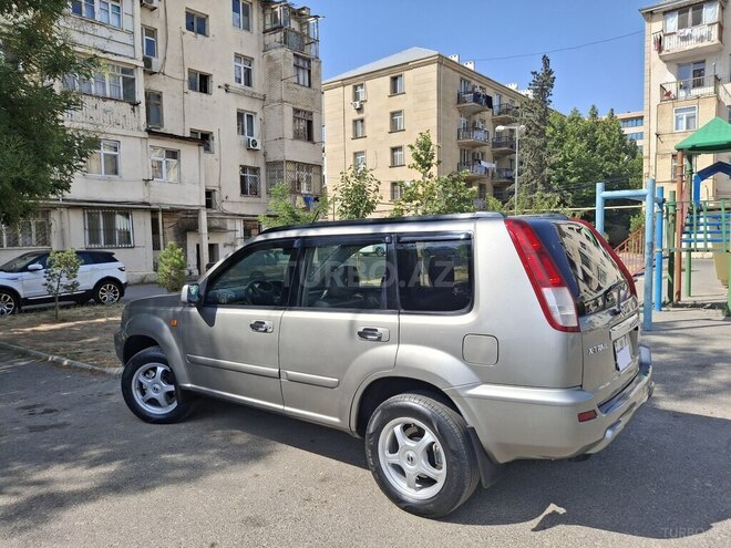 Nissan X-Trail 2002, 257,000 km - 2.0 l - Bakı