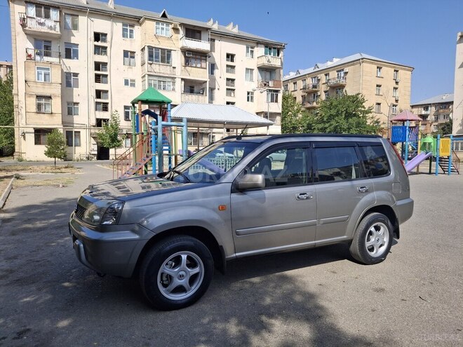 Nissan X-Trail 2002, 257,000 km - 2.0 l - Bakı