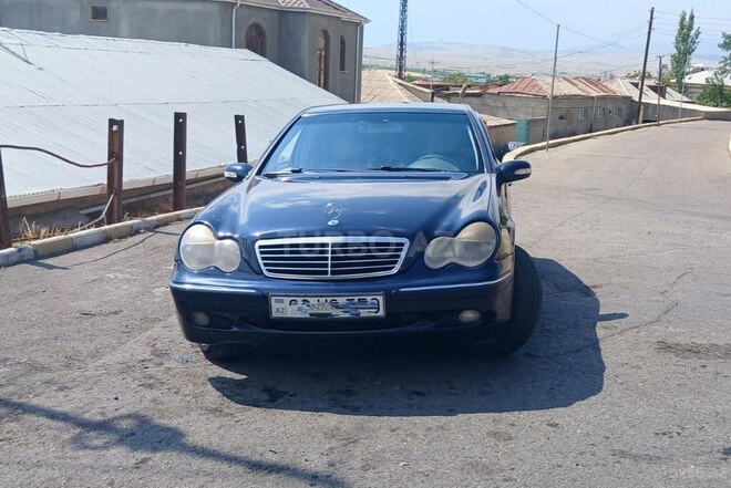 Mercedes C 240 2000, 288,000 km - 2.6 l - Naxçıvan