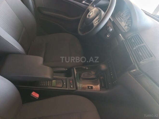 BMW 330 2002, 302,000 km - 3.0 l - Bakı