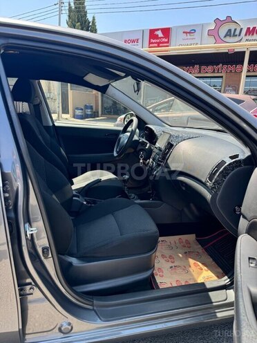 Hyundai i30 2010, 236,900 km - 1.6 l - Bakı