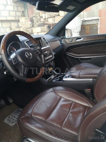Mercedes GL 500 4MATIC 2013, 210,000 km - 4.7 л - Şəki