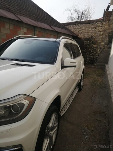 Mercedes GL 500 4MATIC 2013, 210,000 km - 4.7 л - Şəki