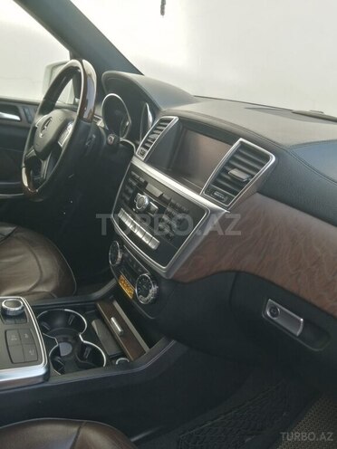 Mercedes GL 500 4MATIC 2013, 210,000 km - 4.7 л - Şəki