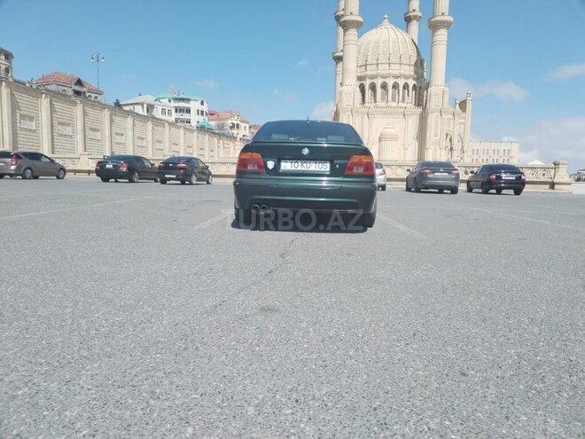 BMW 525 2001, 380,000 km - 2.5 l - Bakı
