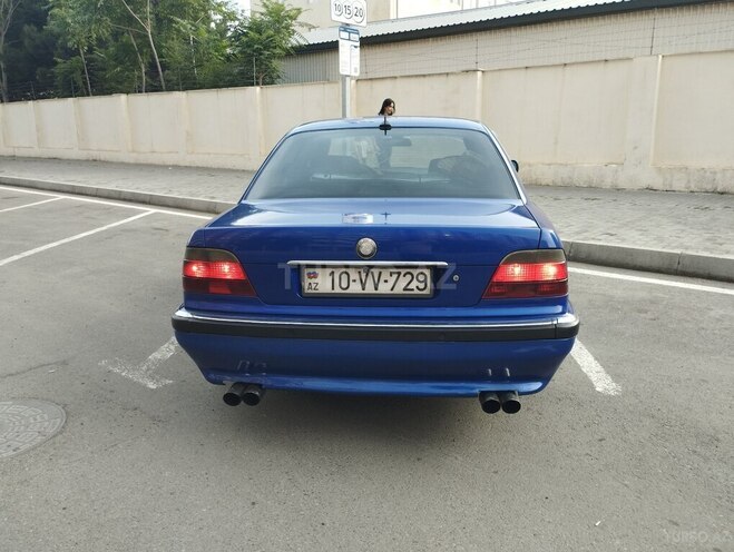 BMW 730 2001, 294,000 km - 3.0 л - Bakı