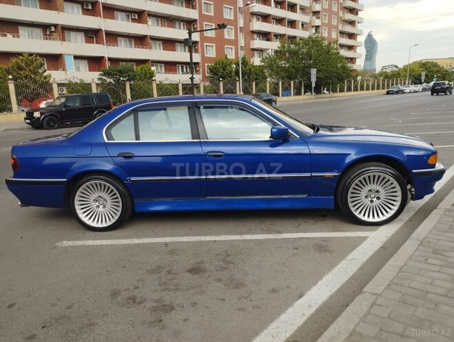 BMW 730 2001, 294,000 km - 3.0 л - Bakı
