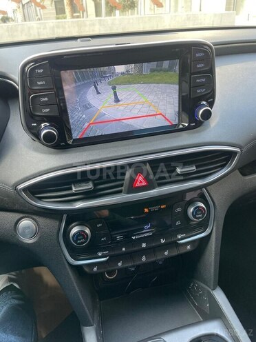 Hyundai Santa Fe-10