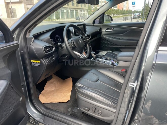 Hyundai Santa Fe-12