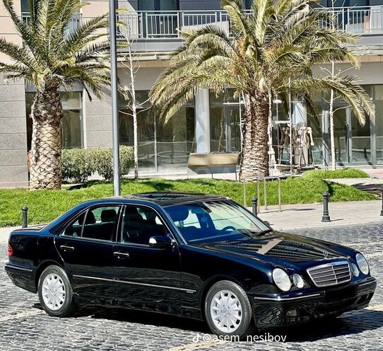 Mercedes E 220 d 2000, 391,000 km - 2.2 l - Bakı