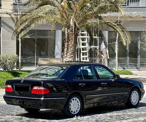 Mercedes E 220 d 2000, 391,000 km - 2.2 l - Bakı