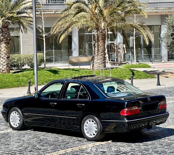 Mercedes E 220 d 2000, 391,000 km - 2.2 l - Bakı