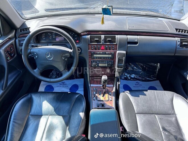 Mercedes E 220 d 2000, 391,000 km - 2.2 l - Bakı