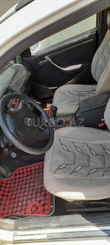 Mercedes C 200 2000, 483,000 km - 2.0 l - Bakı