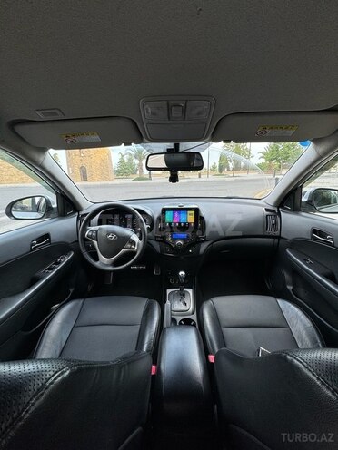 Hyundai i30 2011, 175,000 km - 1.6 l - Bakı