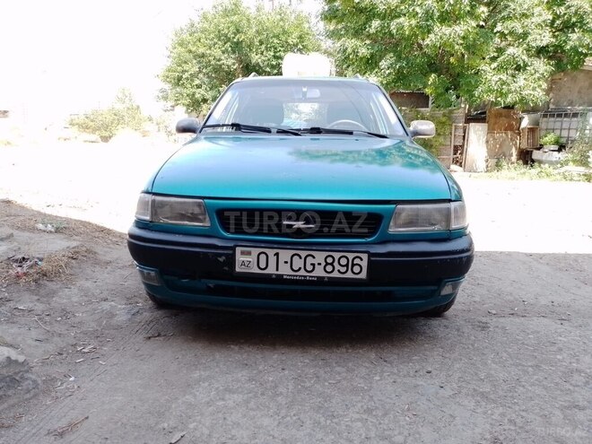 Opel Astra 1996, 222,000 km - 1.6 л - Bakı