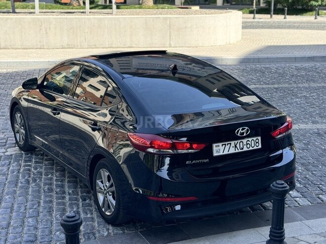 Hyundai Elantra 2018, 60,900 km - 2.0 l - Bakı