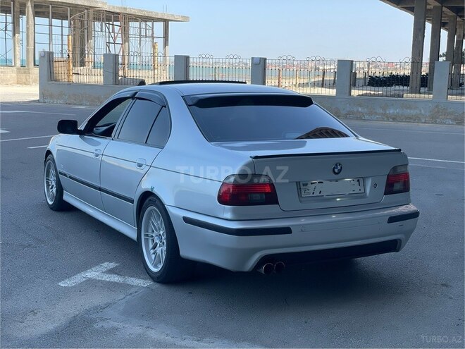 BMW 528 2000, 348,000 km - 2.8 l - Sumqayıt