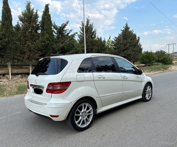 Mercedes B 170 2008, 110,000 km - 1.7 л - Bakı